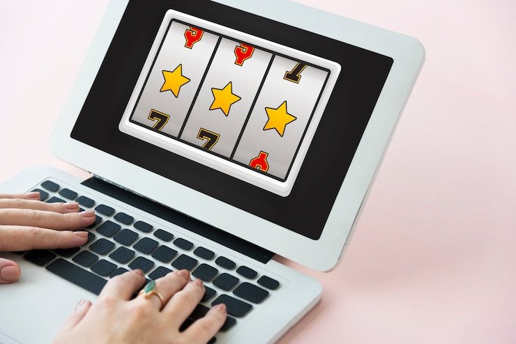 Tabel live dealer dengan dealer profesional dan komunitas pemain